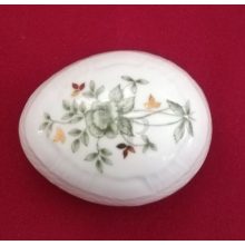 Hollóházi porcelán Pannónia tojás alakú bonbonier 673, Erika (8*6cm) 
