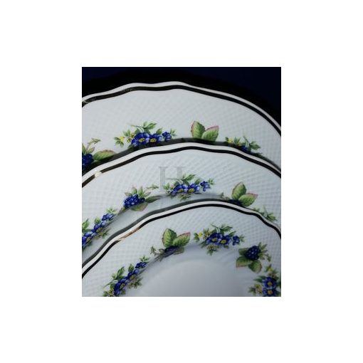 Hollóházi porcelán Pannónia tányérgarnitúra, Szeder (18 részes) 