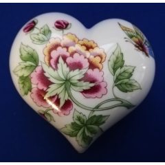 Hollóházi porcelán szívbonbonier 691,  Hortenzia (10cm) 