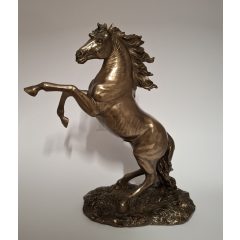 Ágaskodó ló  31x28x12 cm, WU76028A1